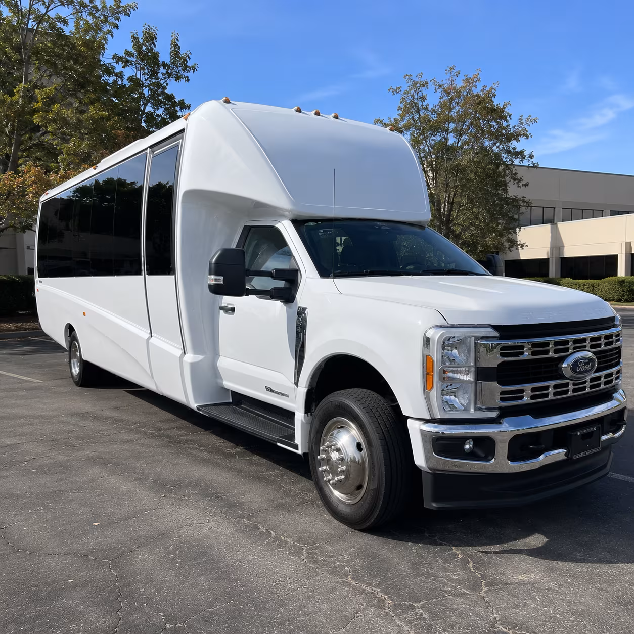 charter buses to devos place and grand rapids convention events
