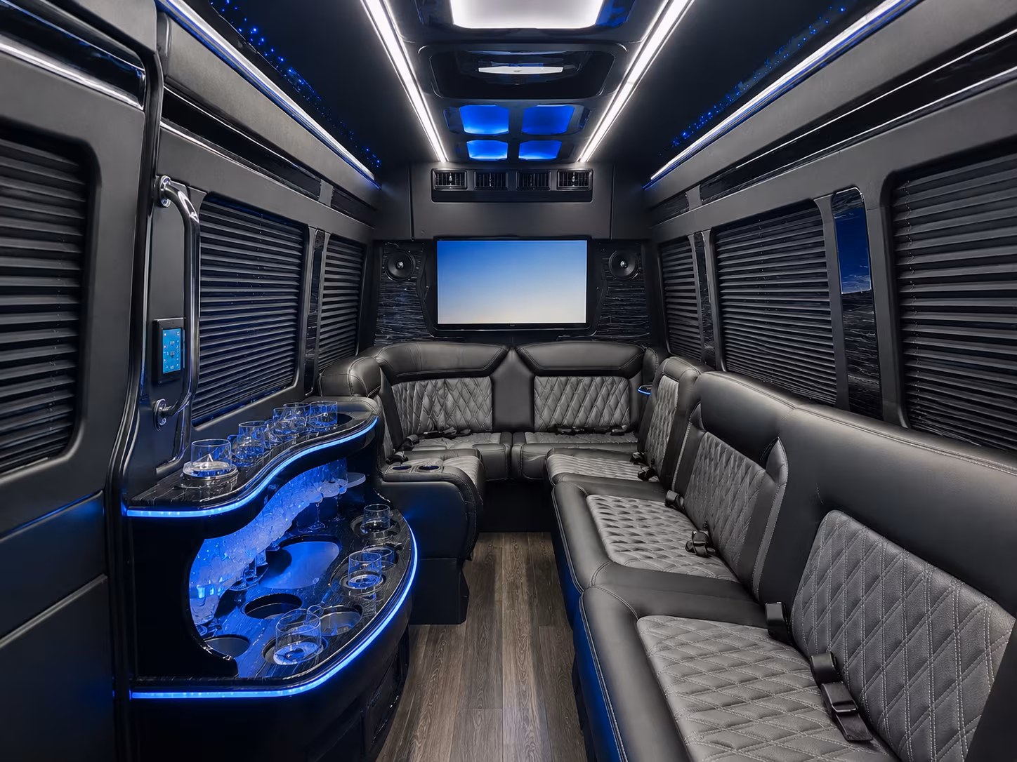 corporate wine tour bus rentals in wyoming michigan