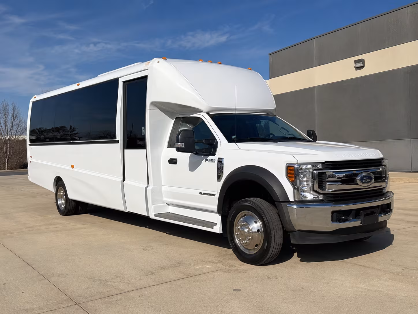 minibus rentals for wyoming bridal parties and wedding day logistics