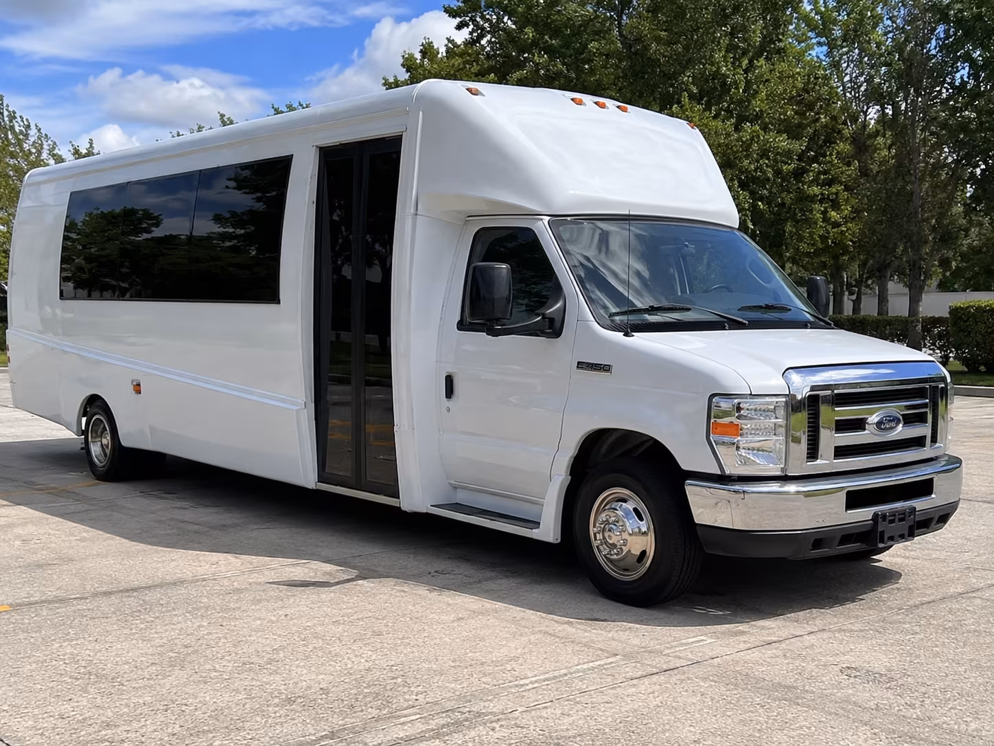 wyoming michigan wedding party bus rental