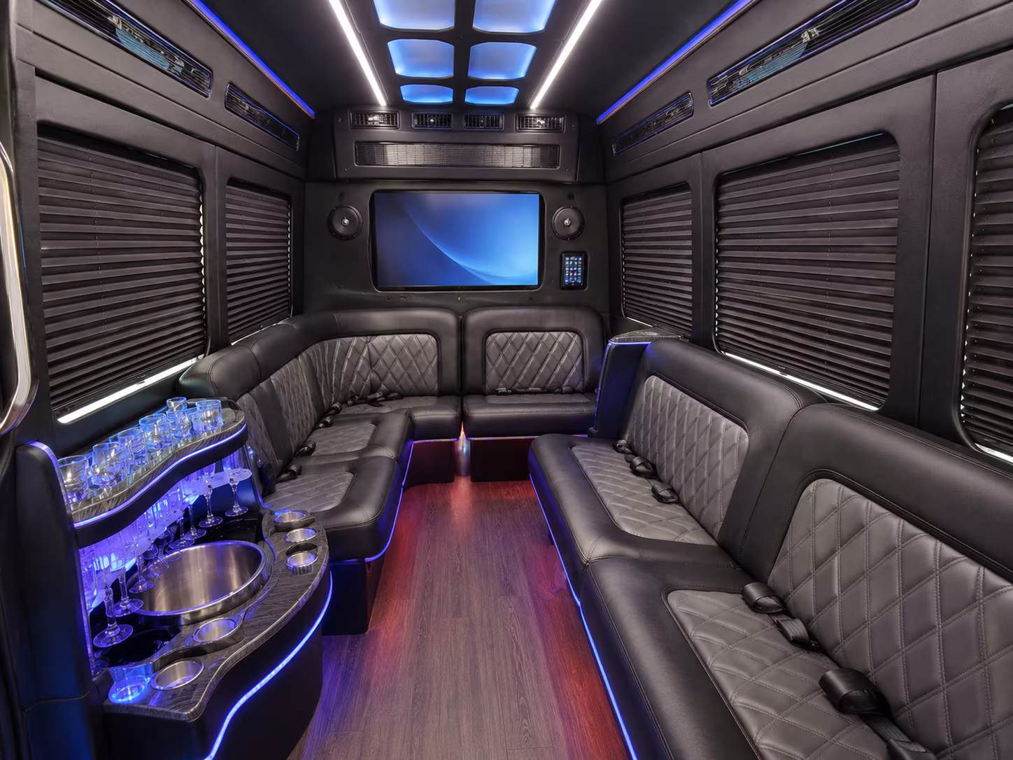 wyoming sprinter limousine inside
